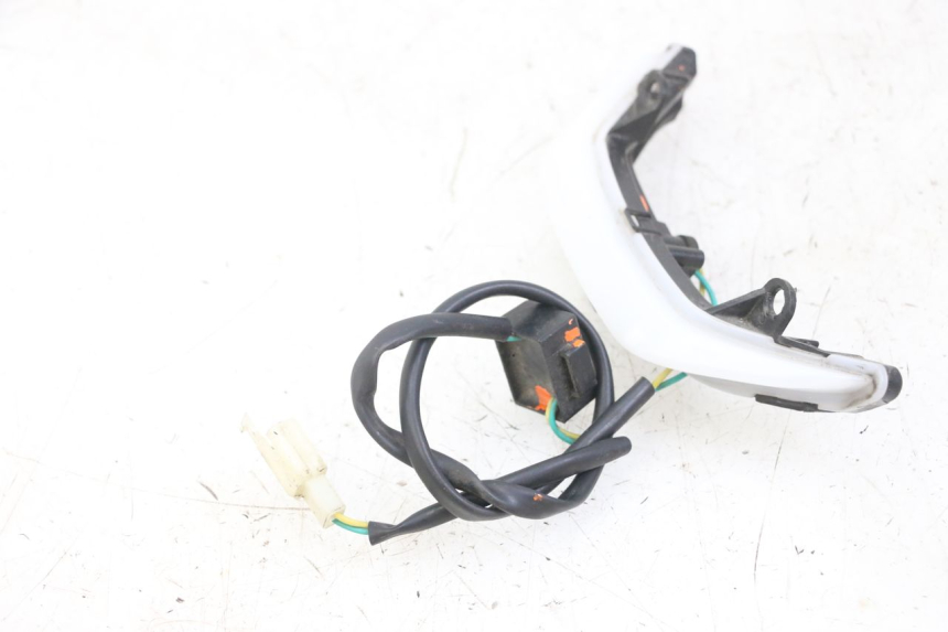 photo de PILOT LIGHT PEUGEOT KISBEE 2T 50 (2018 - 2022) - Alternative perspective