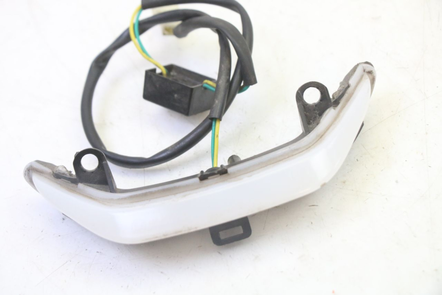 photo de POSITION LIGHT PEUGEOT KISBEE 4T 50 (2018 - 2022) - Component detail