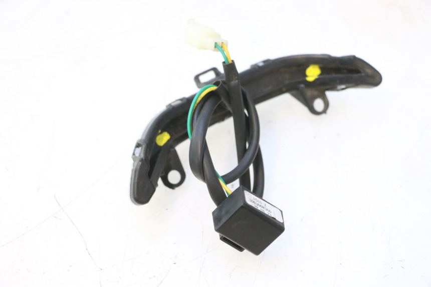 photo de PILOT LIGHT PEUGEOT KISBEE 4T 50 (2023 - 2026) - Fixing points details