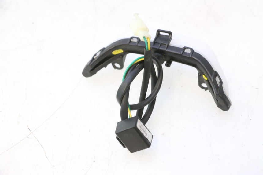 photo de PILOT LIGHT PEUGEOT KISBEE 4T 50 (2023 - 2026) - Surface and material condition