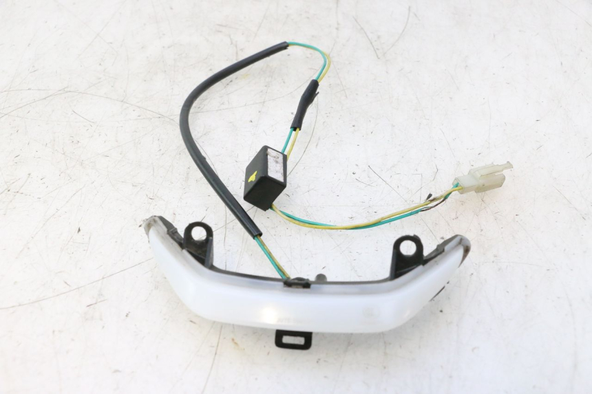 photo de POSITION LIGHT PEUGEOT KISBEE 4T 50 (2018 - 2022) - Fixing points details