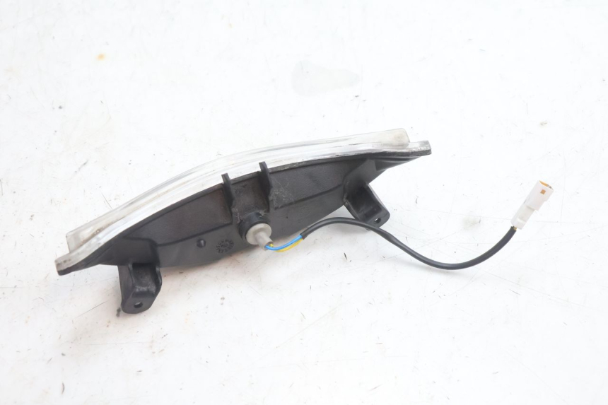 photo de PILOT LIGHT PIAGGIO MP3 500 (2016 - 2018) - Alternative perspective