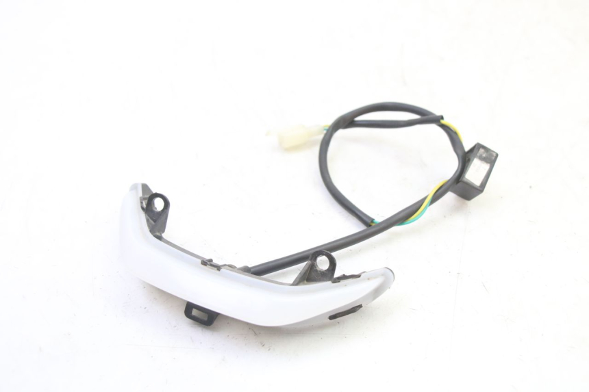 photo de PILOT LIGHT PEUGEOT STREETZONE I NAKED 2T 50 (2018 - 2020) - Zoom on usage condition