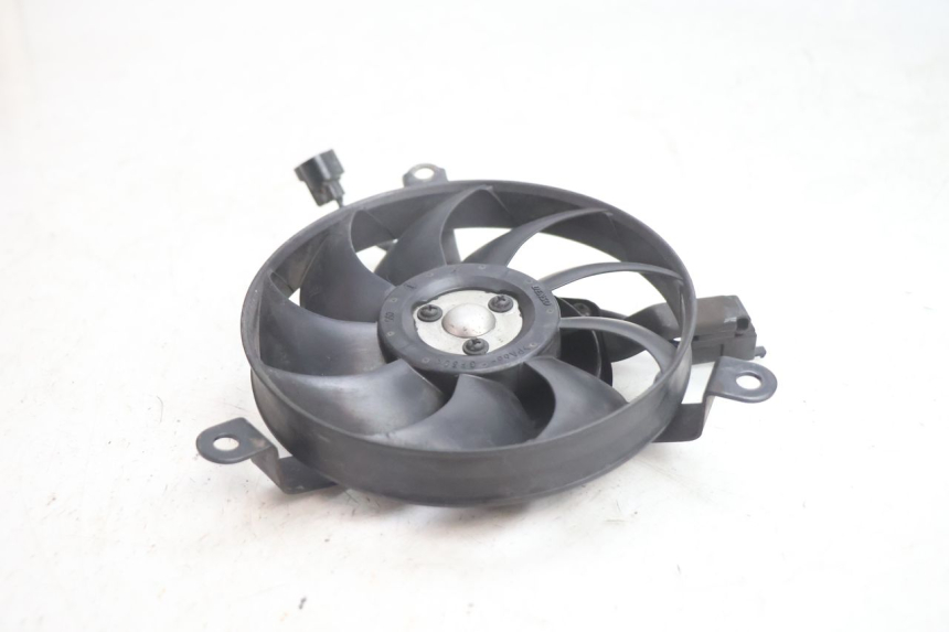photo de FAN SUZUKI BURGMAN EXECUTIVE ABS 650 (2006 - 2012) - Zoom on usage condition