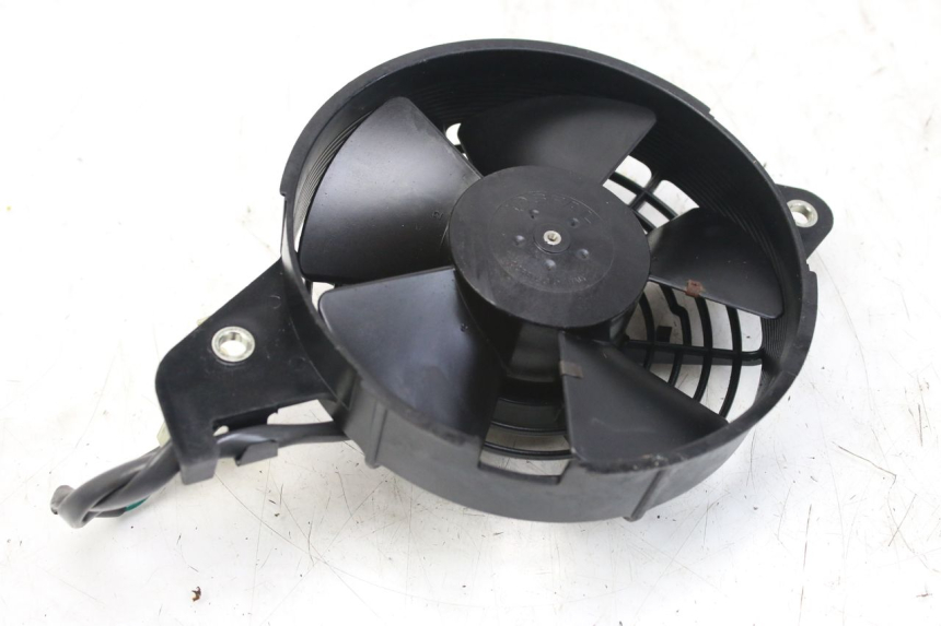 photo de FAN HONDA FES S-WING SWING ABS 125 (2007 - 2015) - Zoom on usage condition