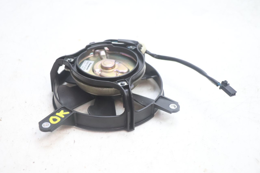 photo de FAN HONDA FJS SILVER WING SILVERWING 400 (2005 - 2008) - Zoom on usage condition