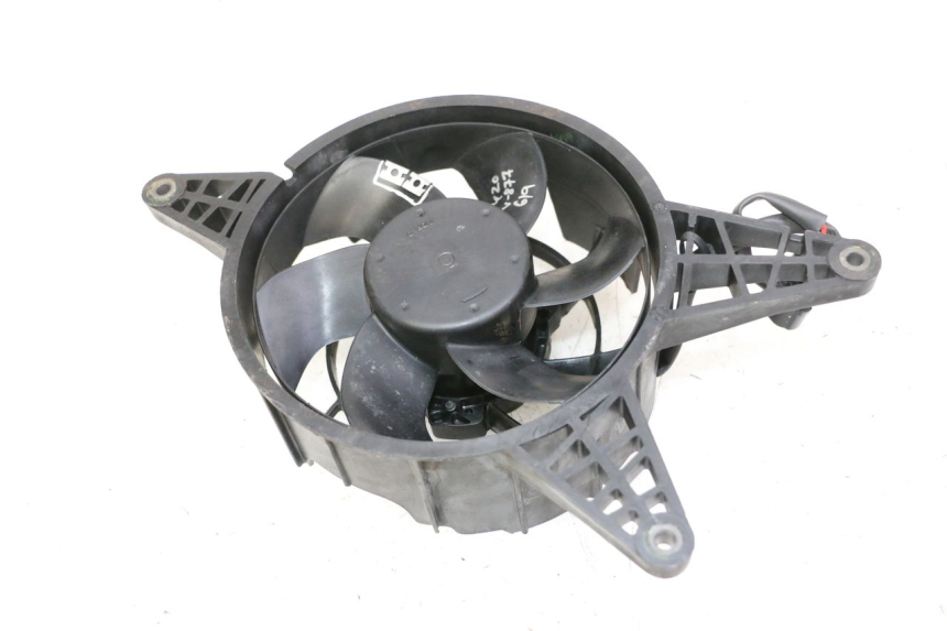 photo de FAN BMW G310 R 310 (2016 - 2020) - Fixing points details