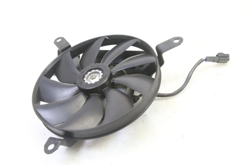 photo de FAN SUZUKI GSR 750 (2011 - 2017) - Zoom on usage condition