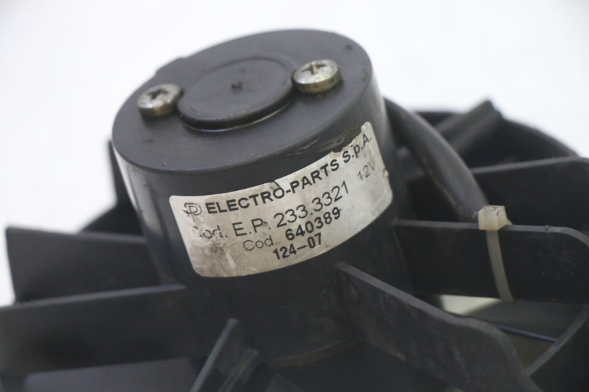 photo de FAN PIAGGIO MP3 LT 300 (2010 - 2016) - Technical close-up