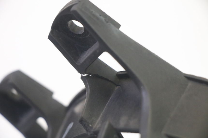 photo de FAN PIAGGIO MP3 500 (2016 - 2018) - Fixing points details