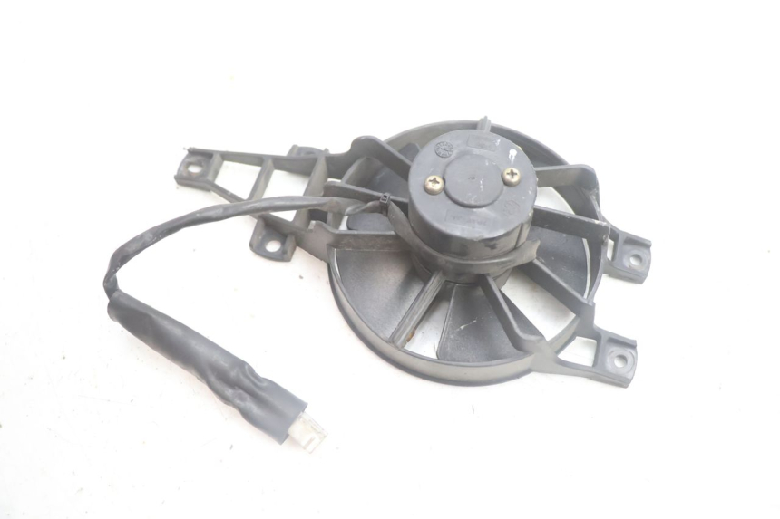 photo de FAN PIAGGIO MP3 125 (2006 - 2014) - Alternative perspective
