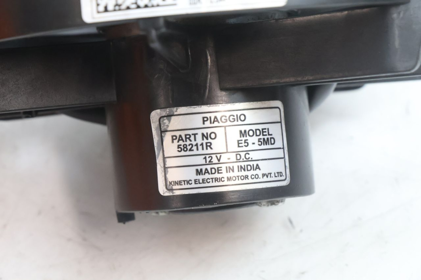 photo de FAN PIAGGIO MP3 500 (2016 - 2018) - Fixing points details