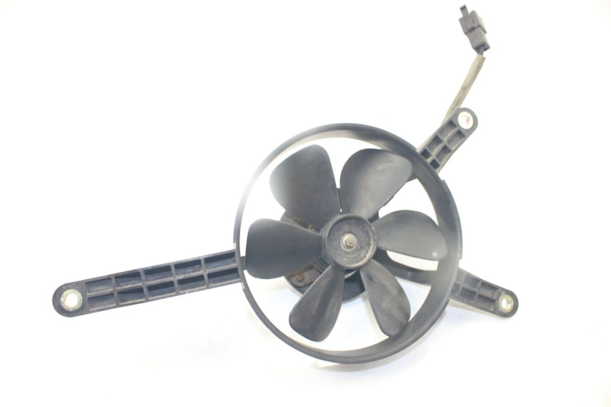 photo de FAN KYMCO PEOPLE 250 (2004 - 2008) - Surface and material condition