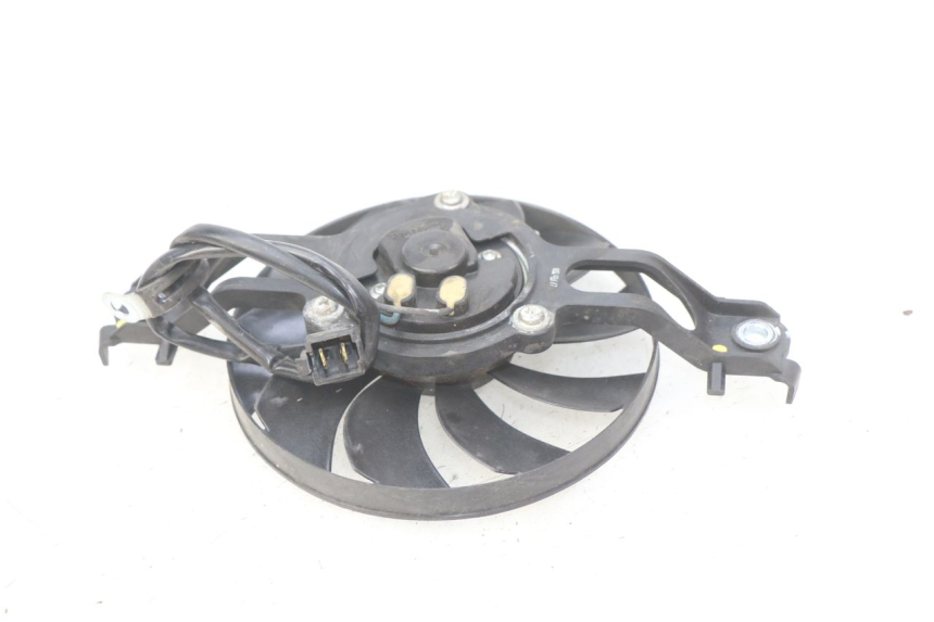 photo de FAN SUZUKI SIXTEEN 125 (2008 - 2010) - Component detail