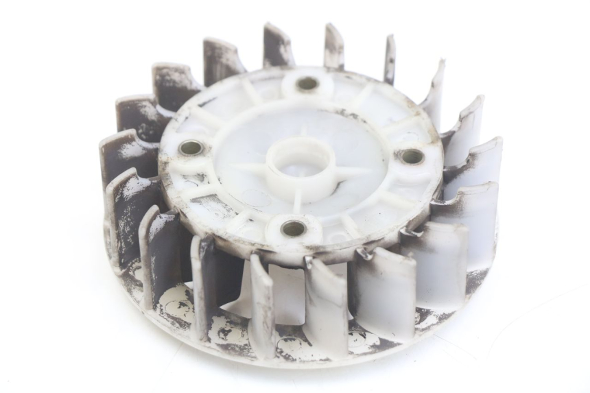 photo de FAN PEUGEOT VIVACITY 125 (2010 - 2017) - Zoom on usage condition