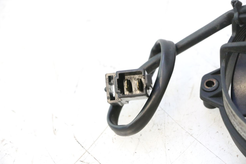 photo de FAN YAMAHA XMAX X-MAX 125 (2006 - 2009) - Alternative perspective