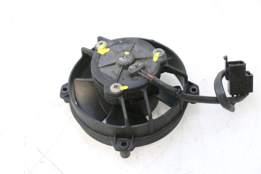 photo de FAN YAMAHA XMAX X-MAX 125 (2006 - 2009) - Technical close-up