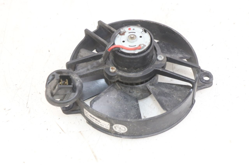 photo de FAN YAMAHA YP MAJESTY 125 (1998 - 2001) - Component detail