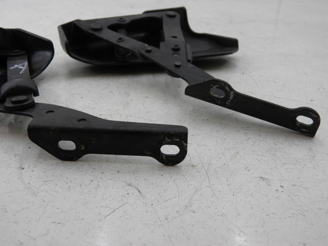 photo de UNDERSEAT ROD SHOCK PIAGGIO MP3 RL 125 (2006 - 2014) - Component detail