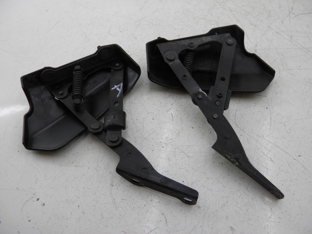 photo de UNDERSEAT ROD SHOCK PIAGGIO MP3 RL 125 (2006 - 2014) - Zoom on usage condition