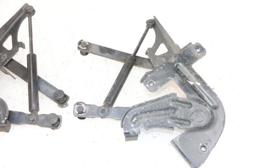 photo de UNDERSEAT ROD SHOCK PEUGEOT SATELIS 125 (2013 - 2018) - Product overview