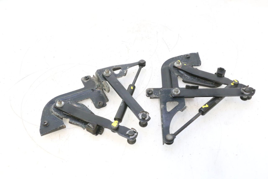 photo de UNDERSEAT ROD SHOCK PEUGEOT SATELIS 125 (2013 - 2018) - Main view