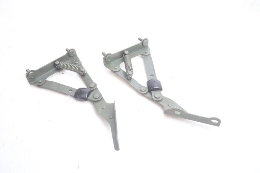 photo de UNDERSEAT ROD SHOCK PIAGGIO X8 STREET 125 (2006 - 2007) - Alternative perspective