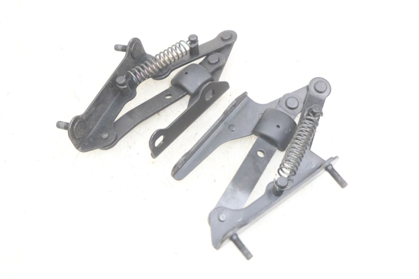 photo de TRUNK STRUT PIAGGIO XEVO - X EVO 125 (2007 - 2017) - Component detail