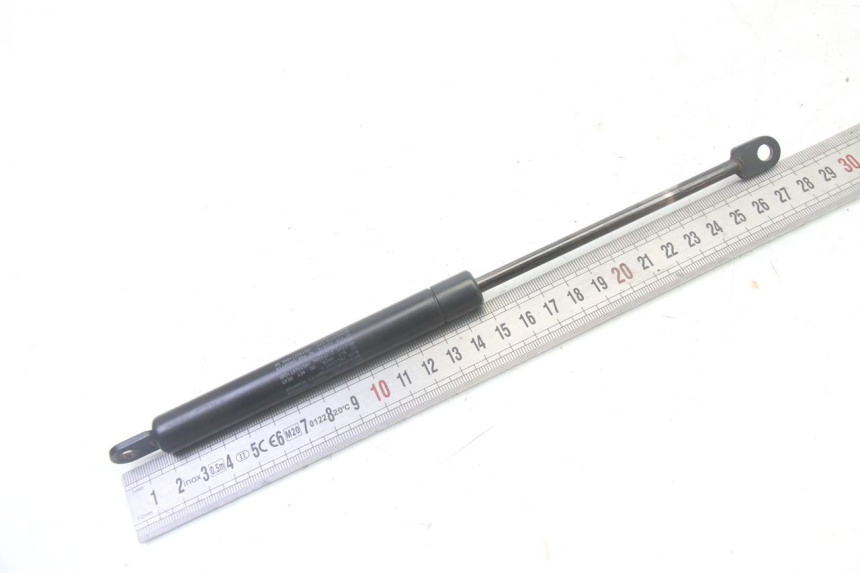 photo de SEAT SHOCK PIAGGIO X9 EVOLUTION 125 (2003 - 2007) - Technical close-up