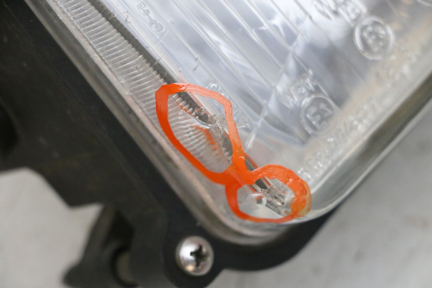 photo de HEADLIGHT GLASS CAGIVA SUPER CITY 125 (1992 - 1997) - Distinctive features