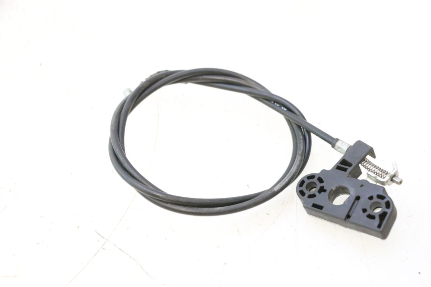 photo de UNDERSEAT STORAGE LOCK CAN-AM SPYDER RS 1000 (2008 - 2012) - Component detail