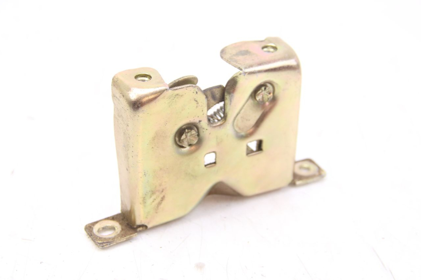 photo de SEAT LOCK KEEWAY F-ACT FACT 50 (2006 - 2011) - Component detail