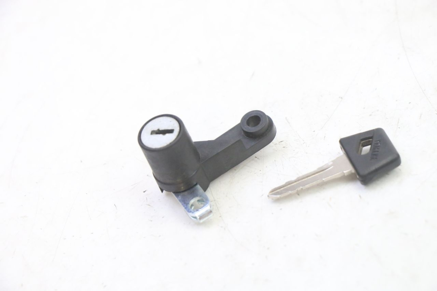 photo de SEAT LOCK YAMAHA XMAX X-MAX 125 (2021 - 2025) - Main view
