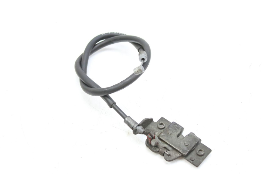 photo de LOCKING MECHANISM COVER HONDA FES PANTHEON 125 (2003 - 2007) - Alternative perspective