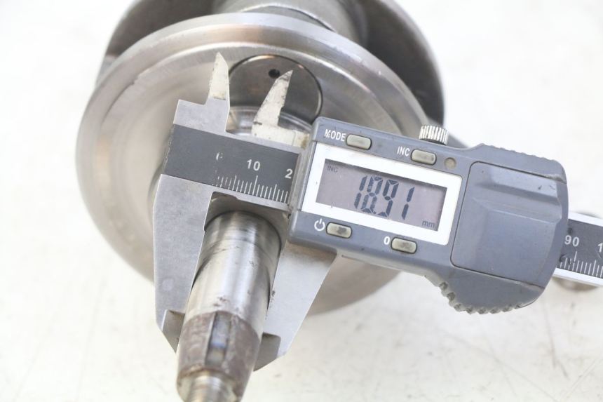 photo de CRANKSHAFT ORION AGB37 CRF1 DIRT BIKE 125 (2013 - 2021) - Fixing points details