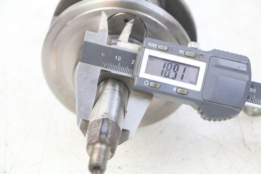 photo de CRANKSHAFT ORION AGB37 CRF1 DIRT BIKE 125 (2013 - 2021) - Surface and material condition