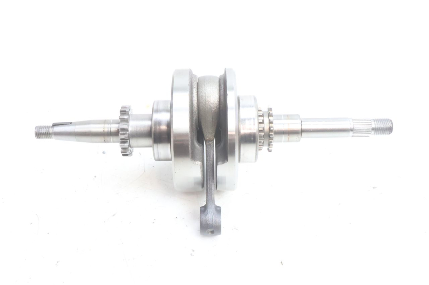 photo de CRANKSHAFT KYMCO AGILITY 16+ 4T 50 (2018 - 2023) - Alternative perspective