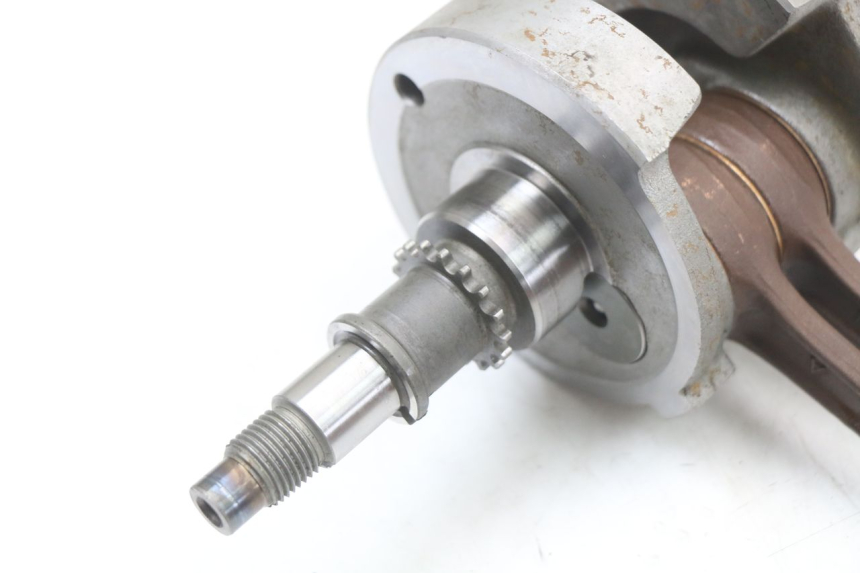 photo de CRANKSHAFT HYOSUNG GV AQUILA 125 (2000 - 2009) - Zoom on usage condition