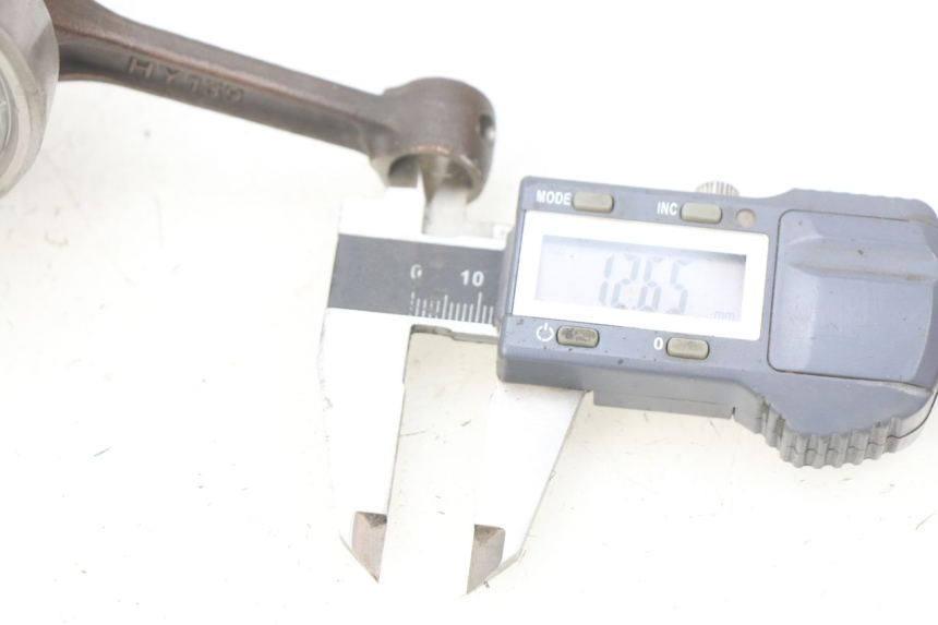 photo de CRANKSHAFT BAOTIAN BT 50 QT-12 50 (2007 - 2009) - Component detail