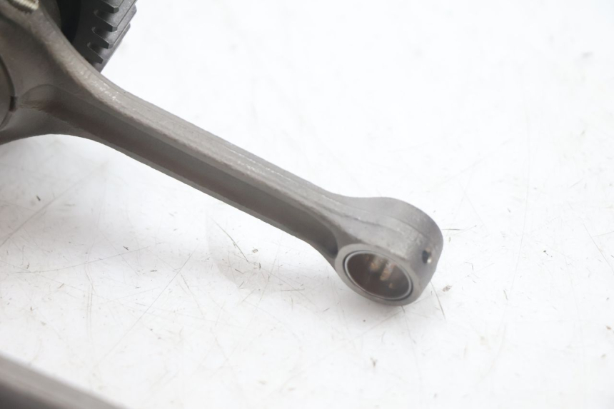 photo de CRANKSHAFT SUZUKI BURGMAN EXECUTIVE ABS 650 (2006 - 2012) - Technical close-up