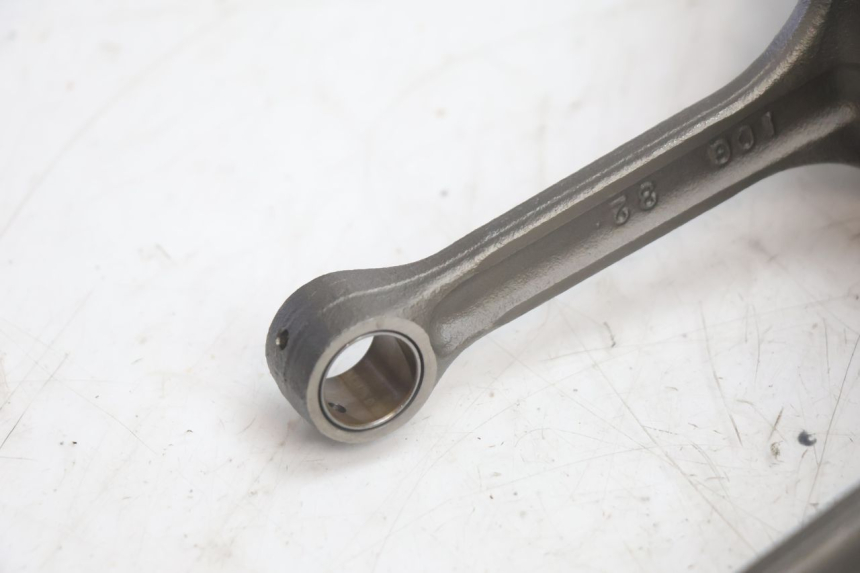 photo de CRANKSHAFT SUZUKI BURGMAN EXECUTIVE ABS 650 (2006 - 2012) - Fixing points details