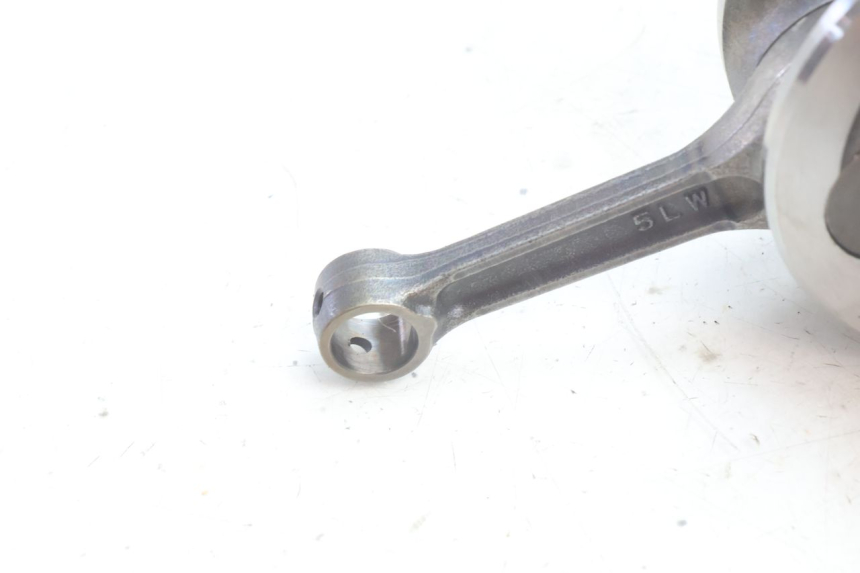 photo de CRANKSHAFT YAMAHA BW'S BWS 125 (2010 - 2013) - Technical close-up