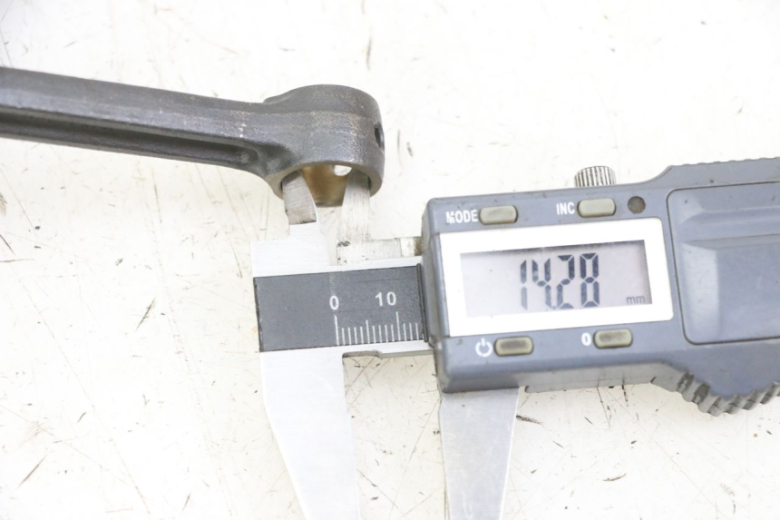 photo de CRANKSHAFT DAELIM BESBI 125 (2007 - 2008) - Component detail