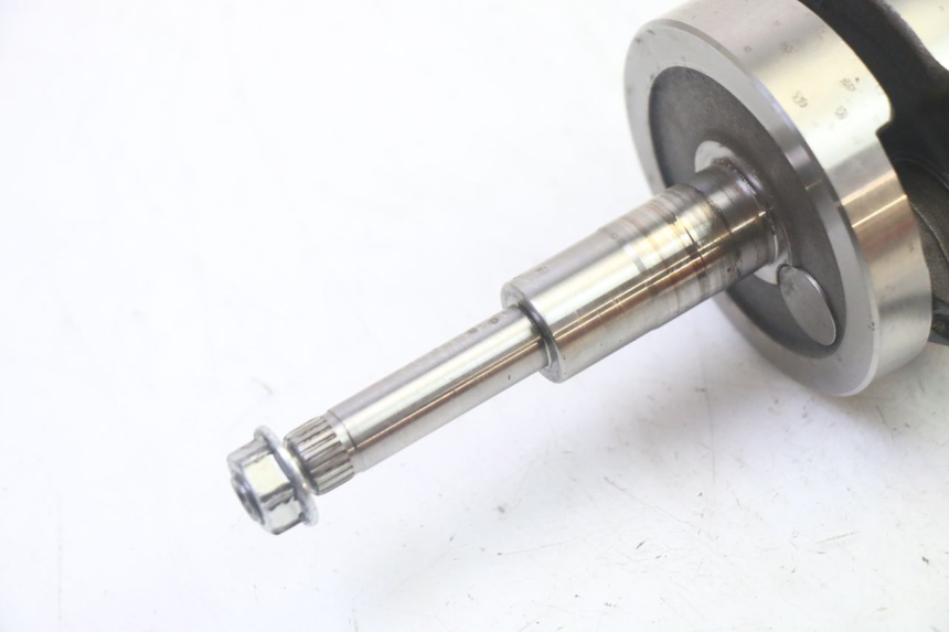 photo de CRANKSHAFT PEUGEOT ELYSTAR 50 (2002 - 2014) - Zoom on usage condition