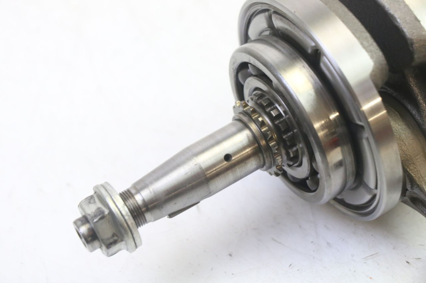 photo de CRANKSHAFT HONDA FES S-WING SWING ABS 125 (2007 - 2015) - Zoom on usage condition