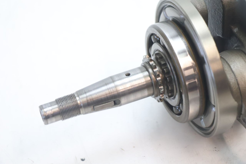 photo de CRANKSHAFT HONDA FES S-WING SWING ABS 125 (2007 - 2015) - Component detail