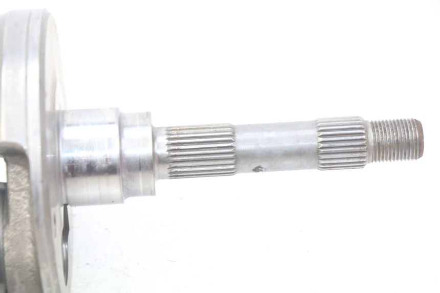 photo de CRANKSHAFT PEUGEOT GEOPOLIS 400 (2007 - 2013) - Distinctive features