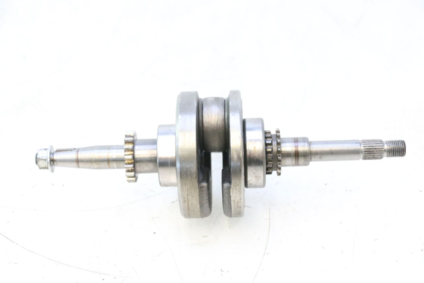 photo de CRANKSHAFT PEUGEOT KISBEE 4T 50 (2018 - 2022) - Fixing points details
