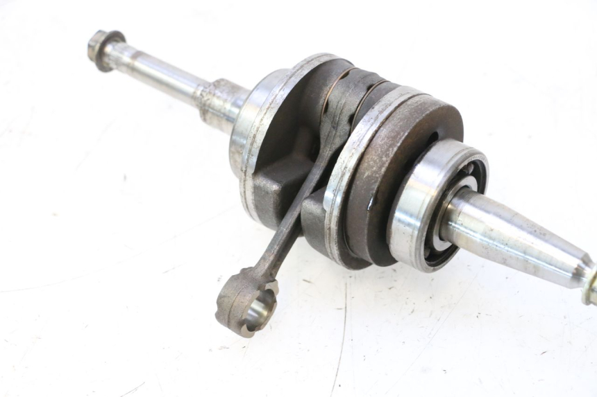 photo de CRANKSHAFT PEUGEOT LUDIX ONE 50 (2004 - 2006) - Alternative perspective