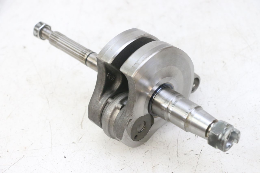 photo de CRANKSHAFT PIAGGIO MP3 LT 300 (2010 - 2016) - Alternative perspective